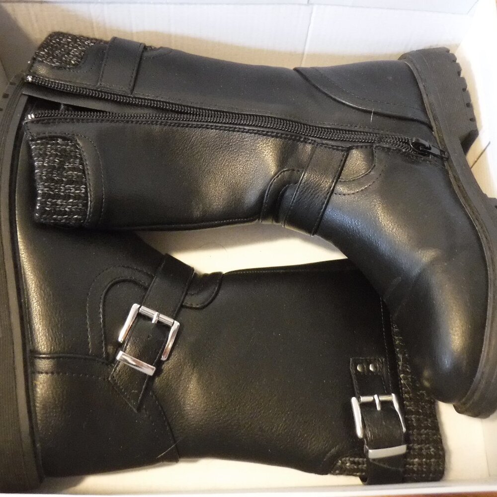 Dolce Vita Girls Size 3 Erika Black Boots Buckle Zipper w/ Box